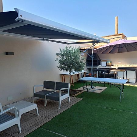 Alojamiento El Pez Casa Con Piscina Climatizada Villafranca de los Caballeros Dış mekan fotoğraf
