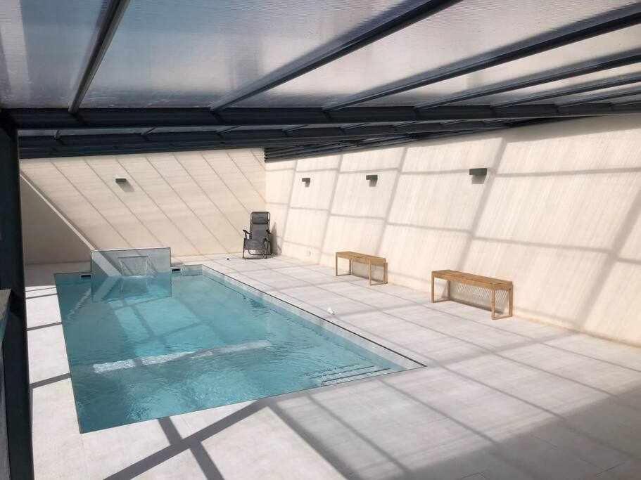 Alojamiento El Pez Casa Con Piscina Climatizada Villafranca de los Caballeros Dış mekan fotoğraf