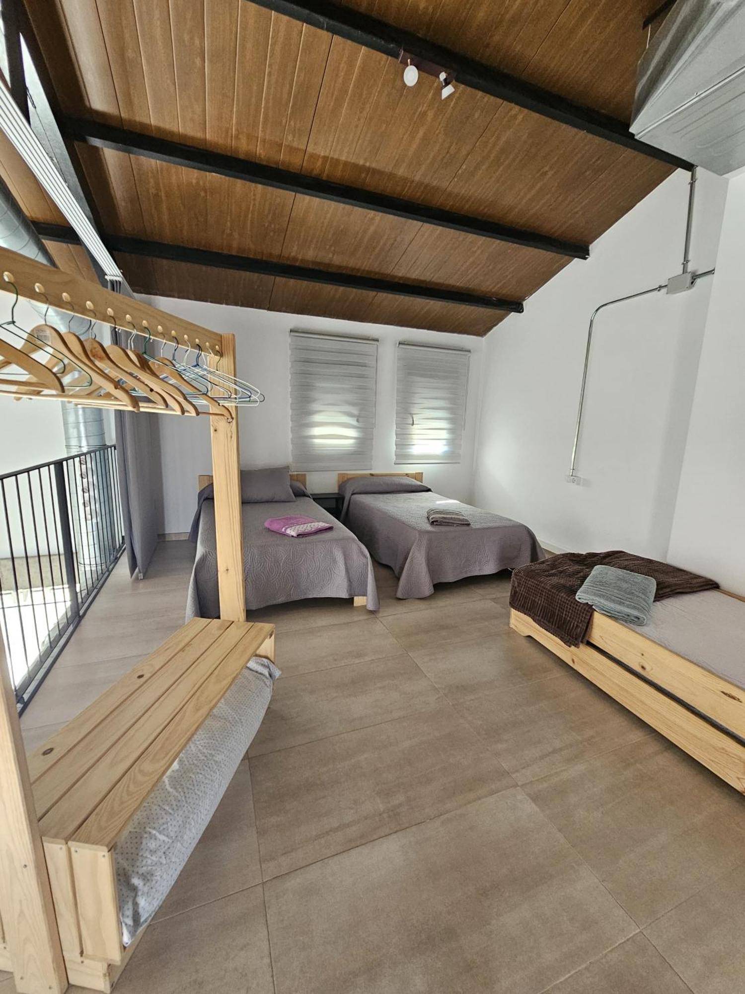 Alojamiento El Pez Casa Con Piscina Climatizada Villafranca de los Caballeros Dış mekan fotoğraf